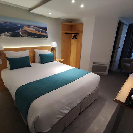 Contact Hotel Le Provencal Bordeaux Lac エクステリア 写真