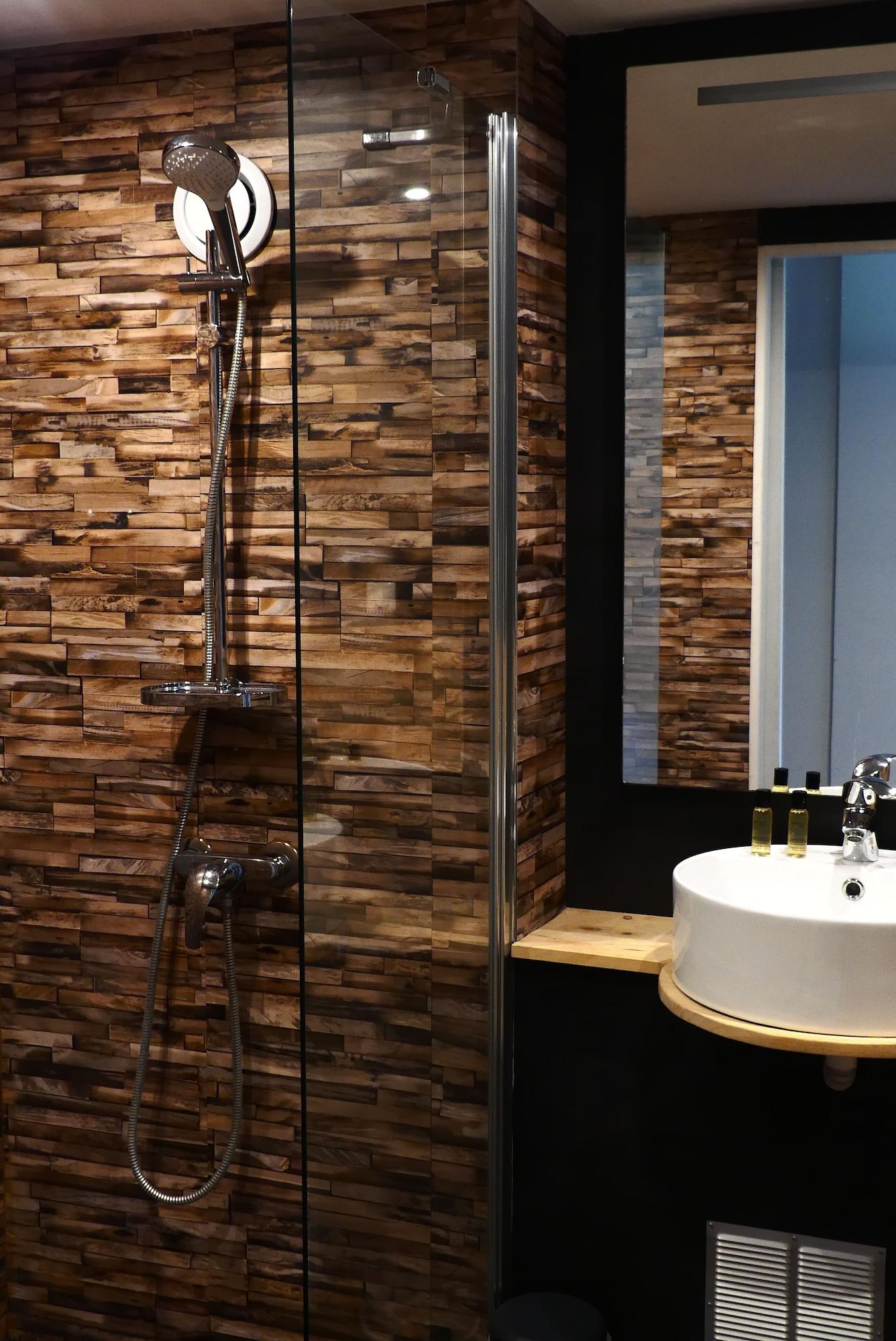 Contact Hotel Le Provencal Bordeaux Lac エクステリア 写真
