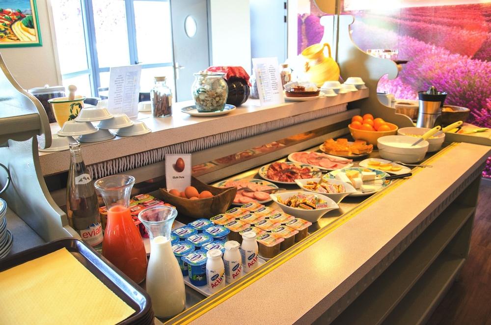 Contact Hotel Le Provencal Bordeaux Lac エクステリア 写真