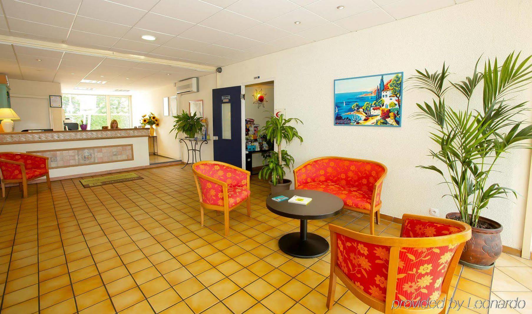 Contact Hotel Le Provencal Bordeaux Lac エクステリア 写真
