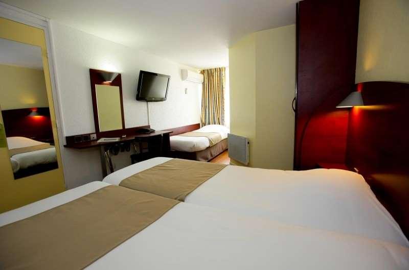 Contact Hotel Le Provencal Bordeaux Lac 部屋 写真